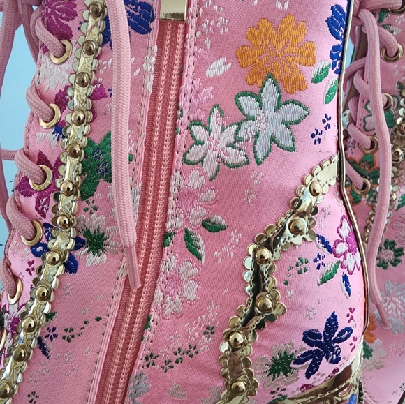 Rare Azalea Wang Satin Embroidered Crystal Chunky Boots - Picture 4 of 7